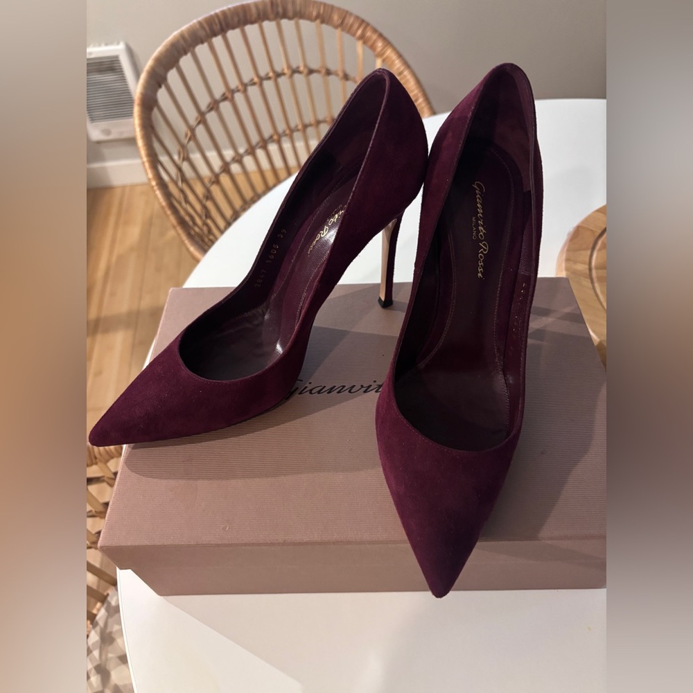 Gianvito Rossi Deep Wine Suede Pumps